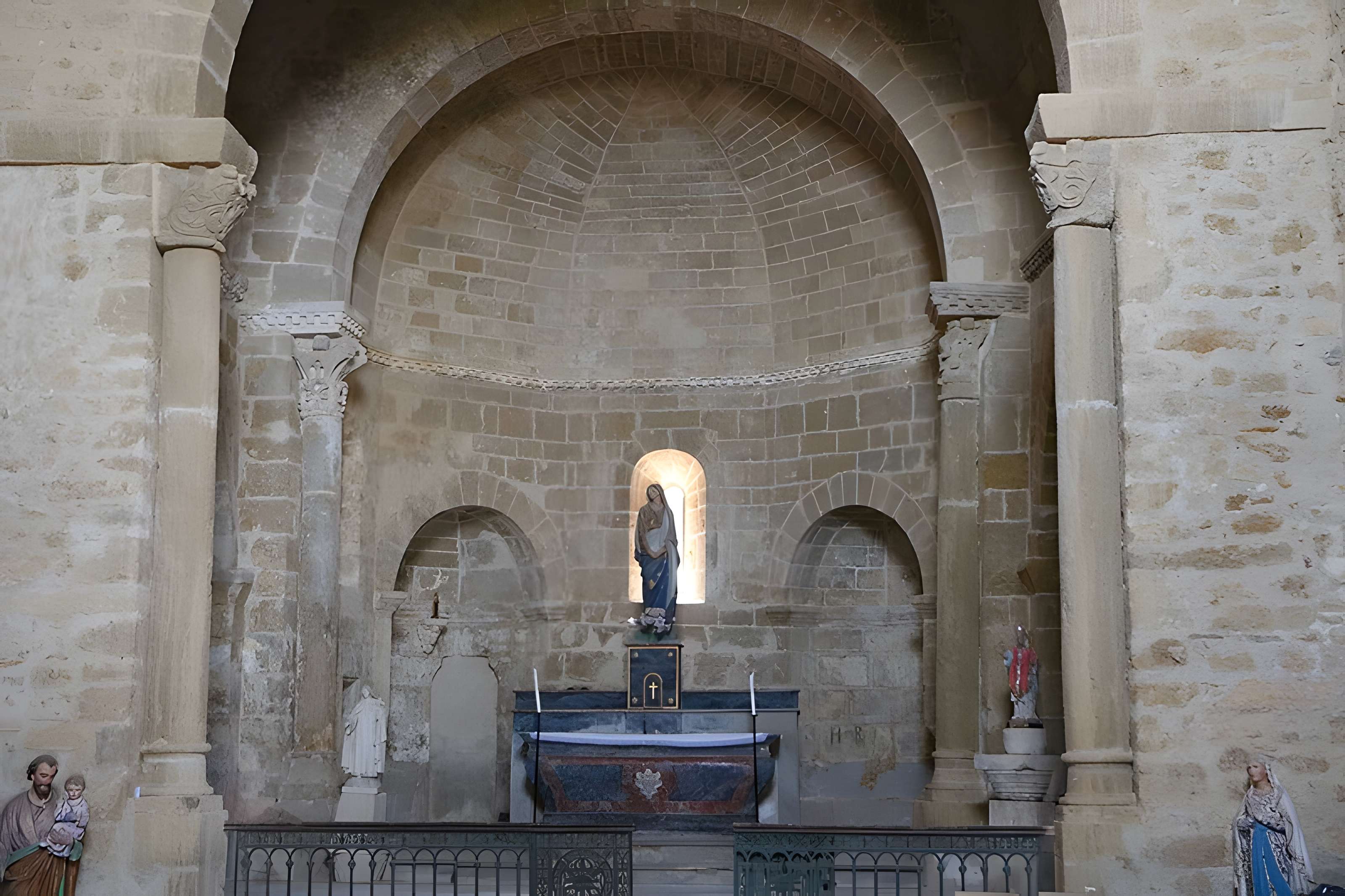 Église Saint-Pierre de Lespignan