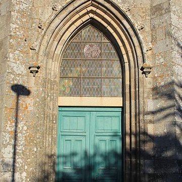 Église Saint-Pierre de Locoal-Mendon
