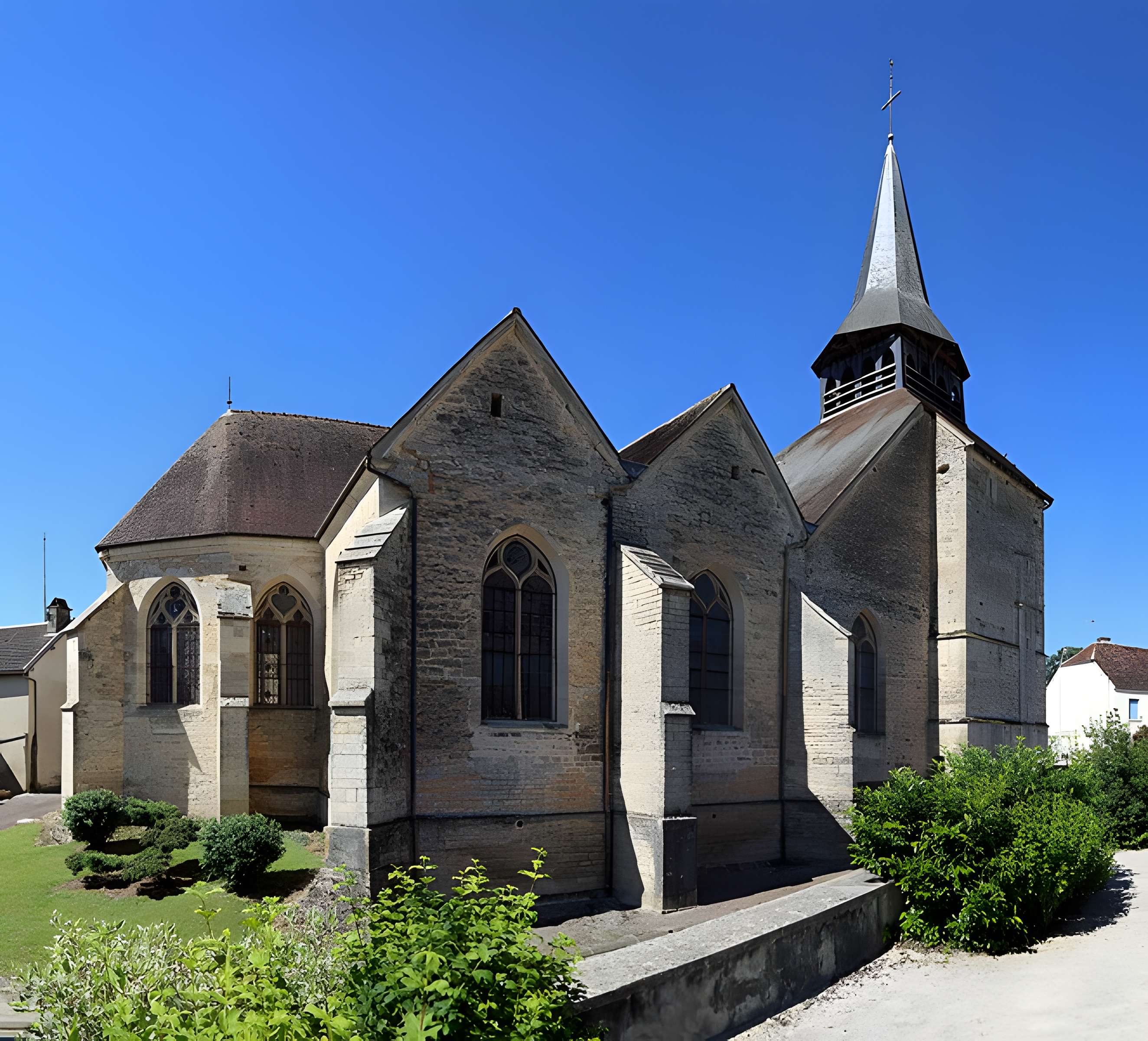 Église Saint-Pierre de Longpré-le-Sec