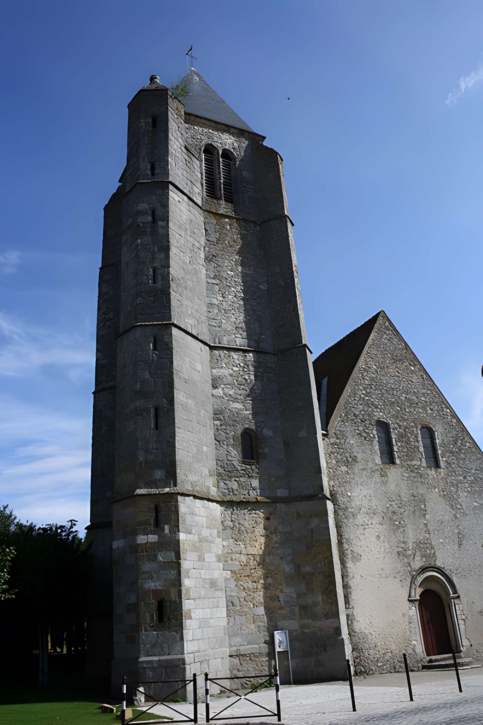 Église Saint-Pierre de Longvilliers