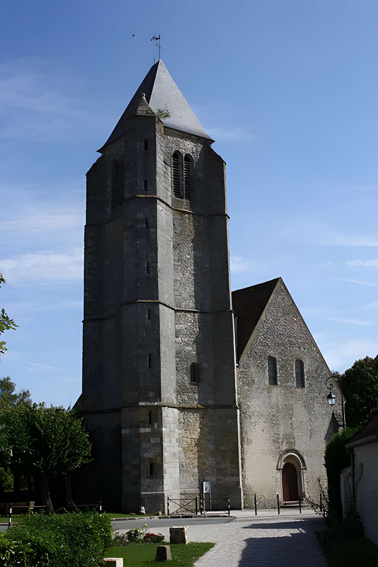 Église Saint-Pierre de Longvilliers