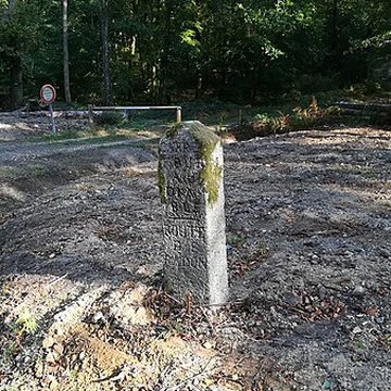 80 bornes de la forêt dEcouves également sur communes de Le Bouillon, La Chapelle-près-Sées, La Ferrière-Béchet, Fontenai-les-Louvets, La Lande-de-Goult, Radon, Rouperroux, Saint-Didier-sous-Ecouves, Saint-Gervais-du-Perron, Tanville et Vingt-Hanaps