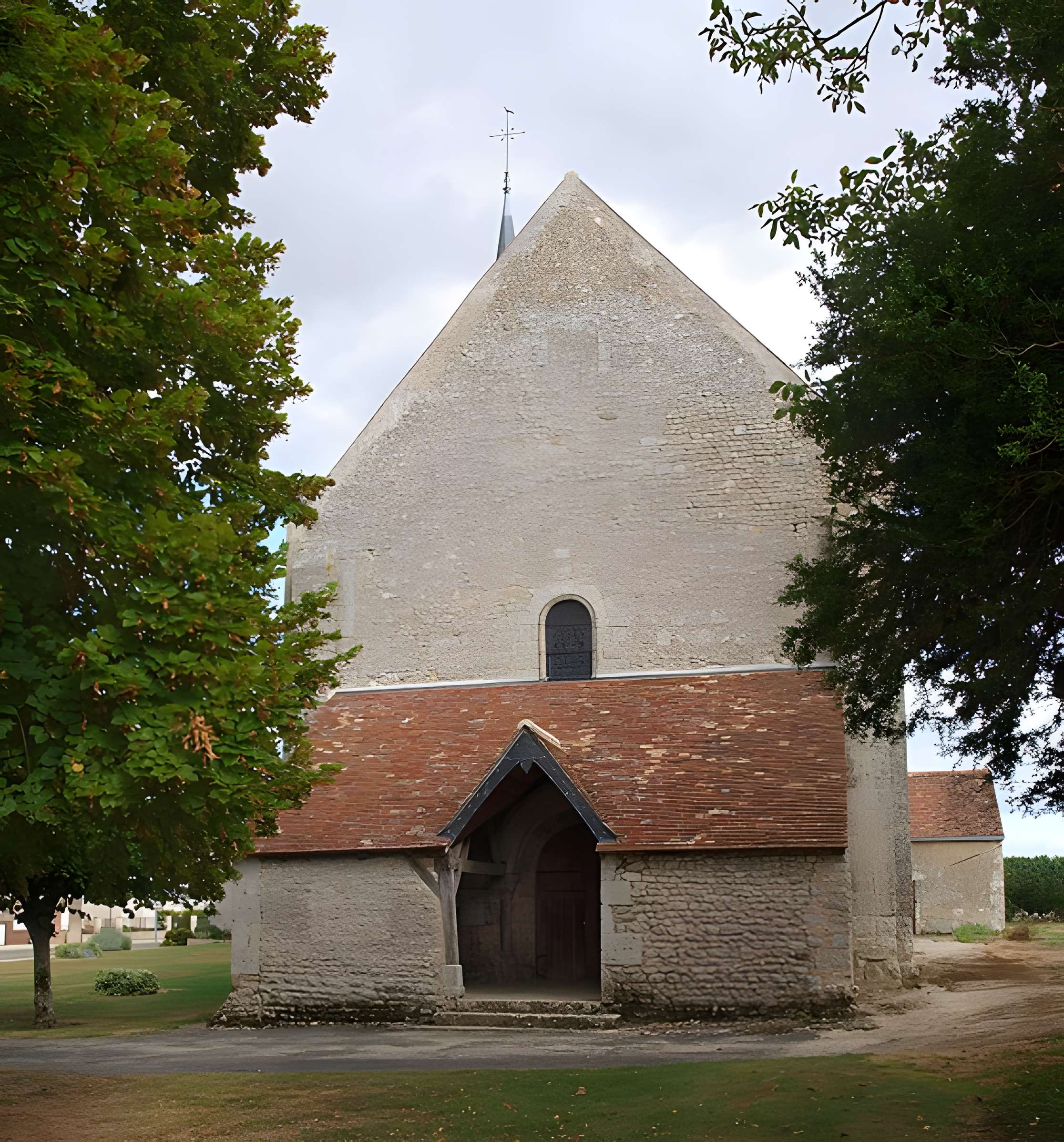 Église Saint-Pierre de Lutz-en-Dunois