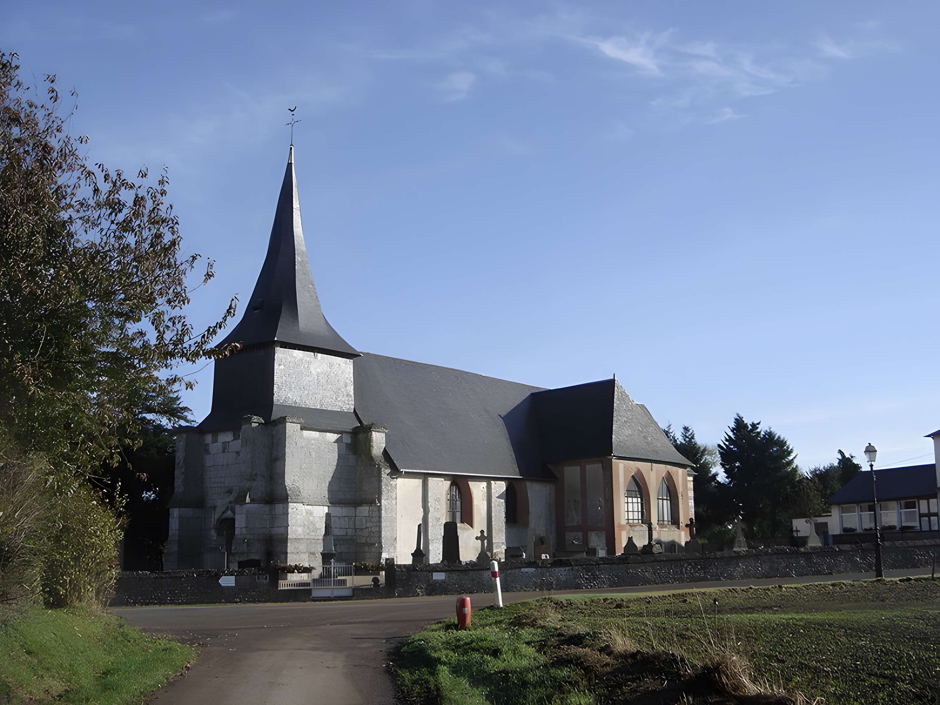 Église Saint-Pierre de Martainville 