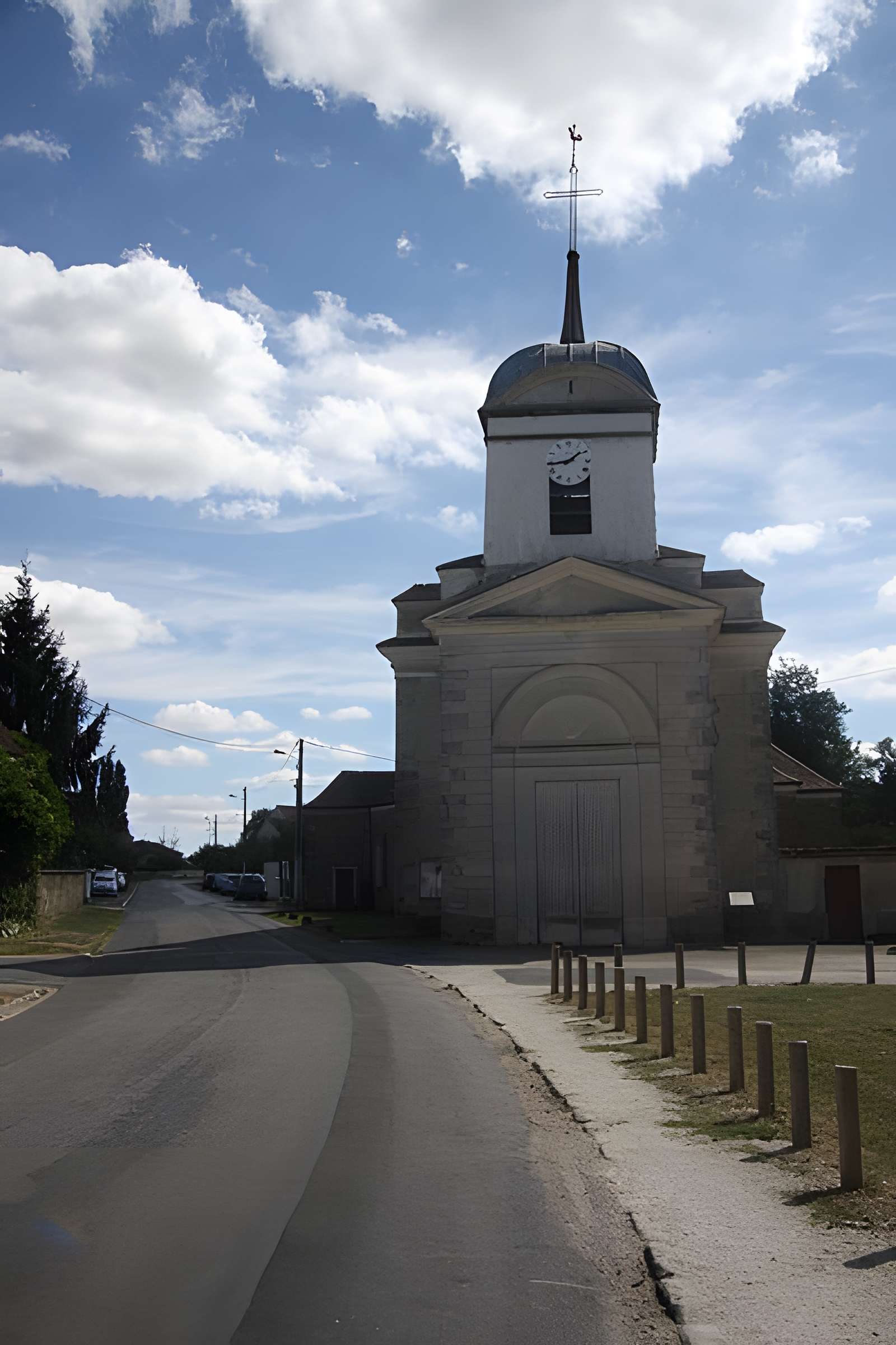 Église Saint-Pierre de Mauperthuis