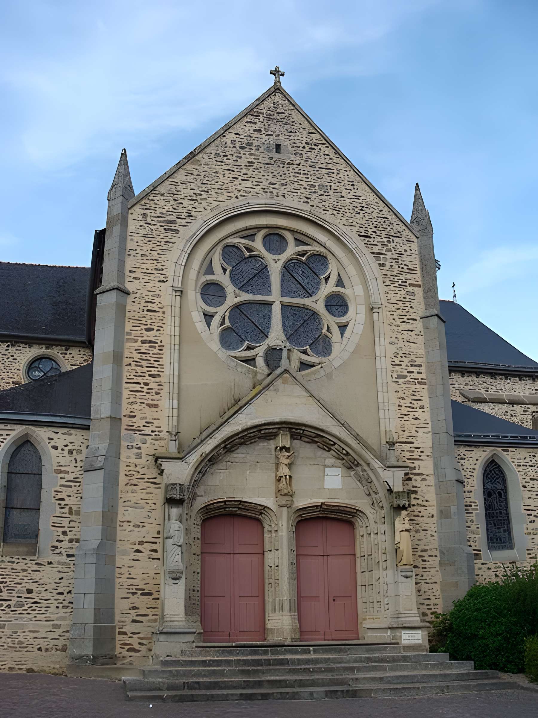 Église Saint-Pierre de Mauron 