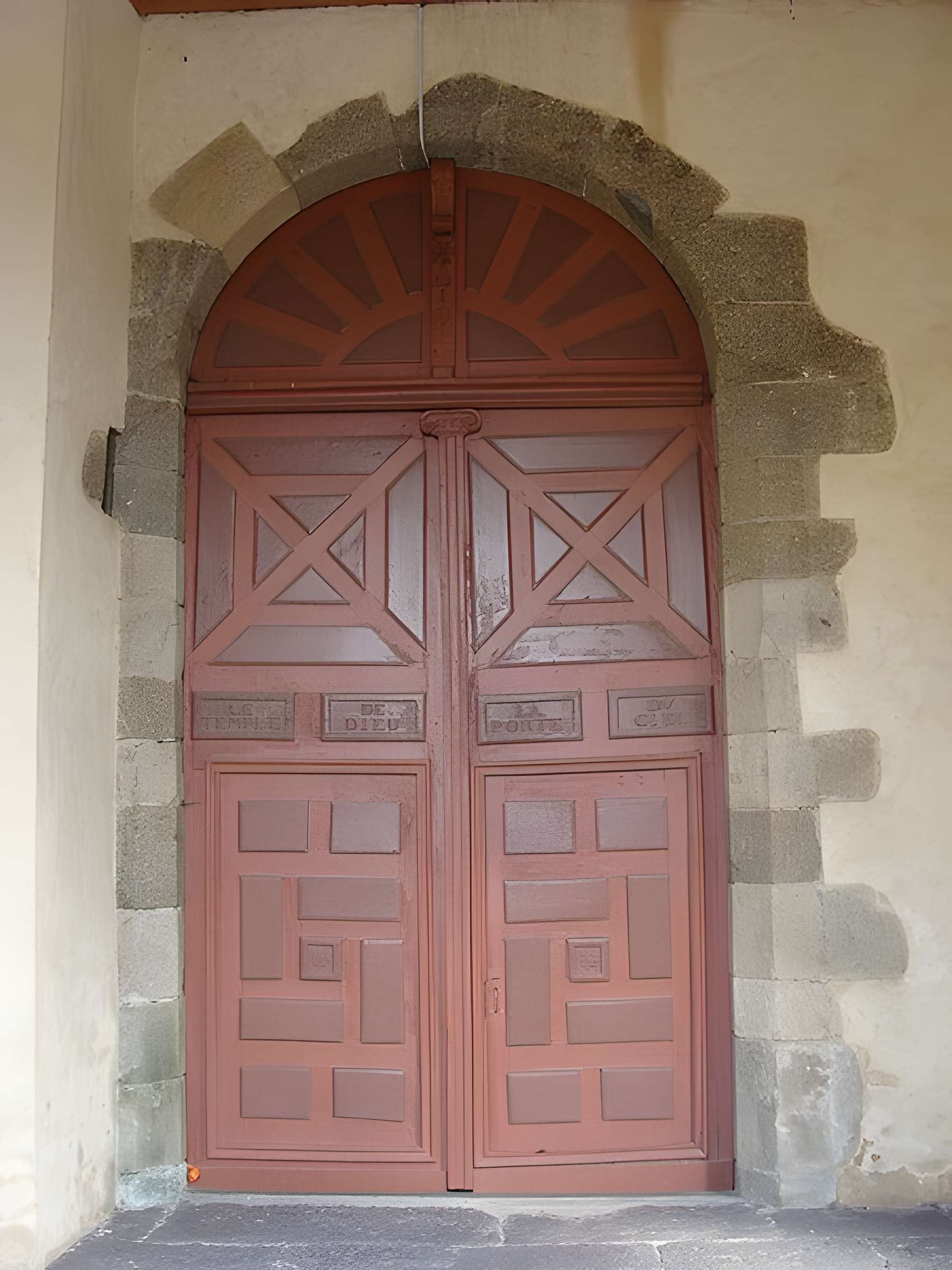 Église Saint-Pierre de Mauron