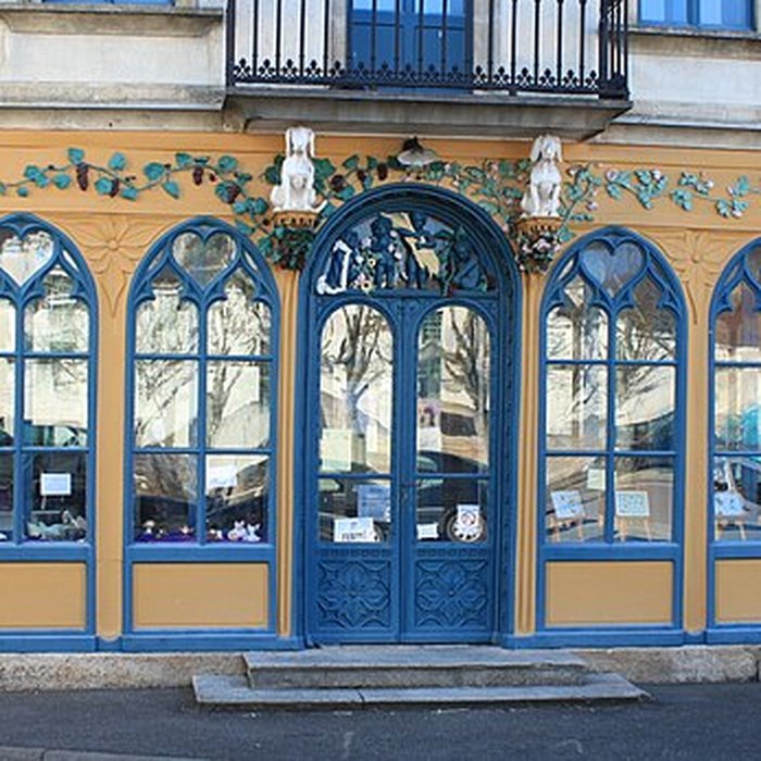 Photo de Café des Chiens Blancs à Laignes