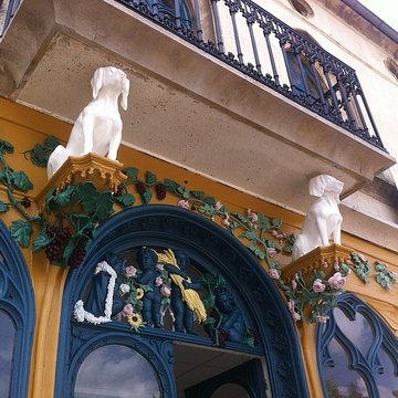 cafe des chiens blancs a laignes