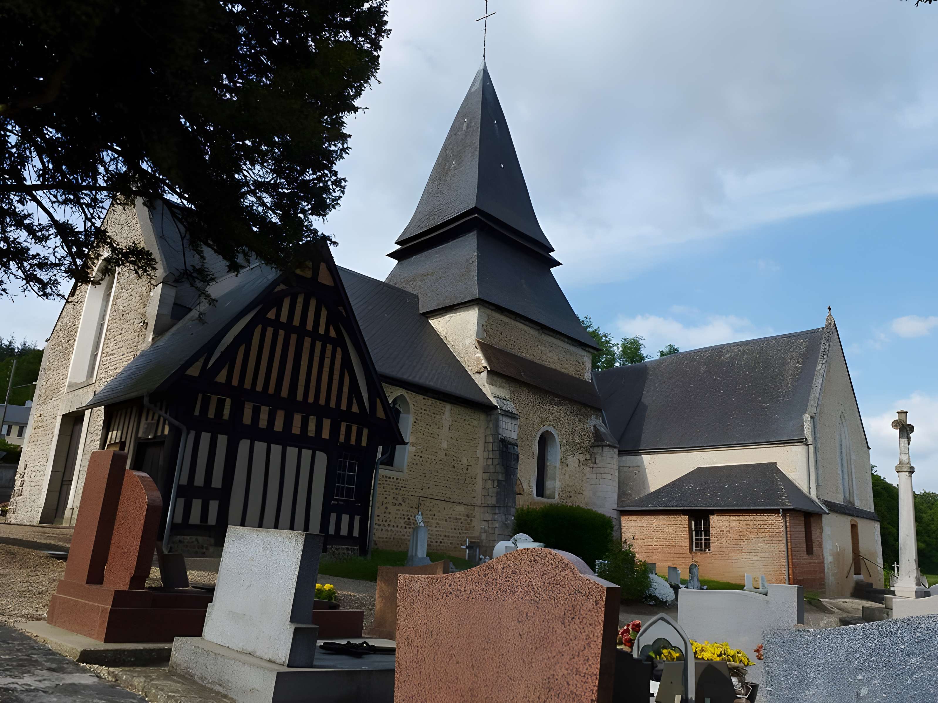 Église Saint-Pierre de Menneval