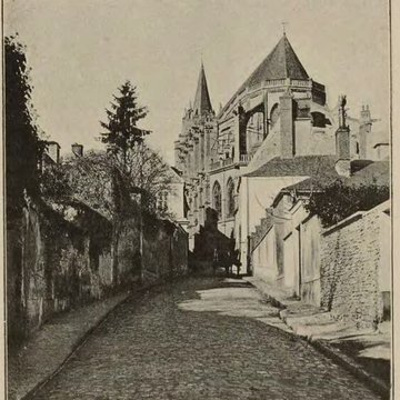 Église Saint-Pierre de Montfort-lAmaury