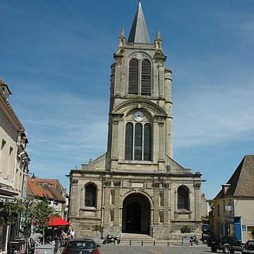 Église Saint-Pierre de Montfort-lAmaury