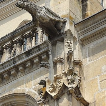 Église Saint-Pierre de Montfort-lAmaury