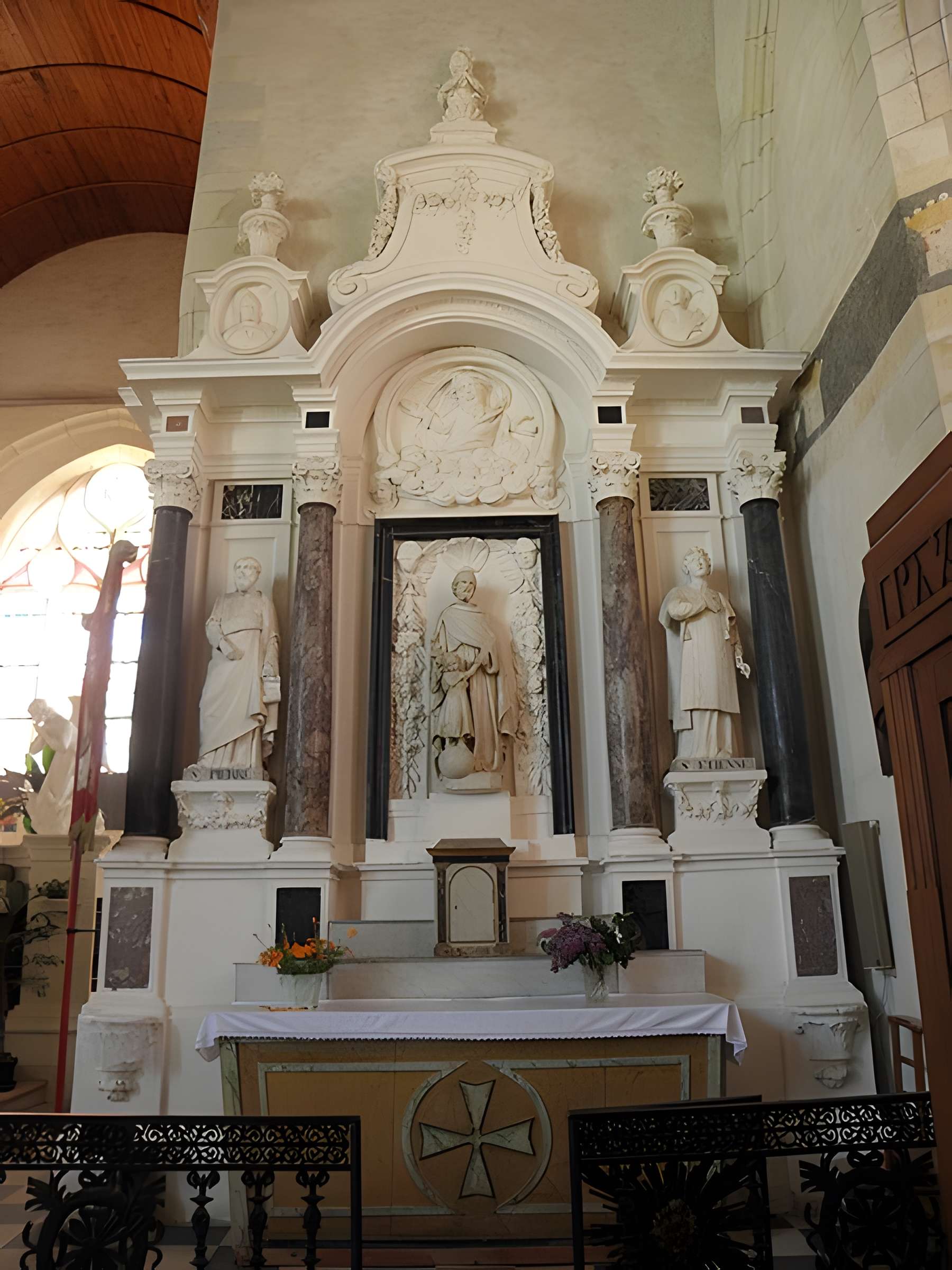 Église Saint-Pierre de Montrelais