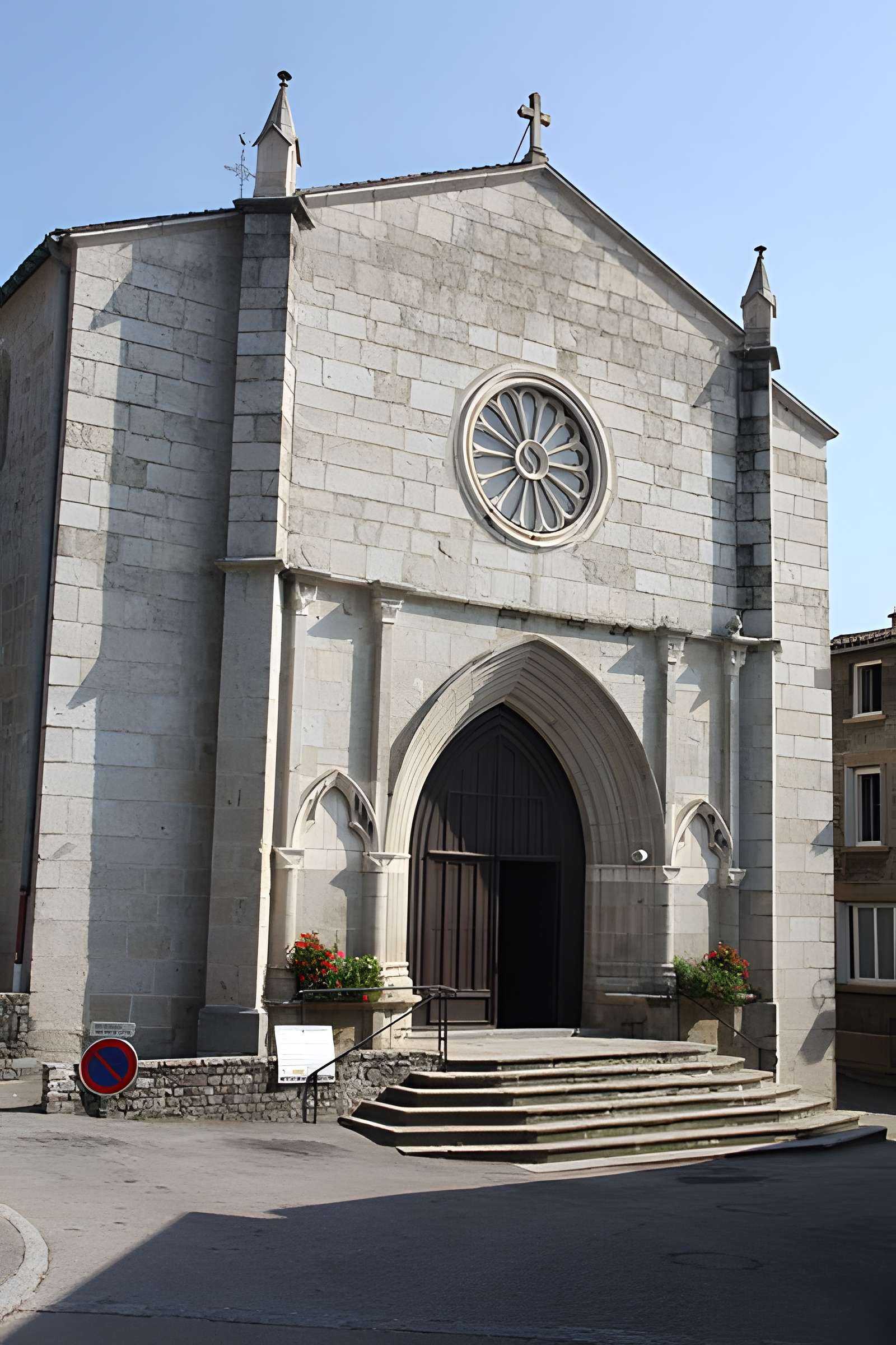 Église Saint-Pierre de Mornant