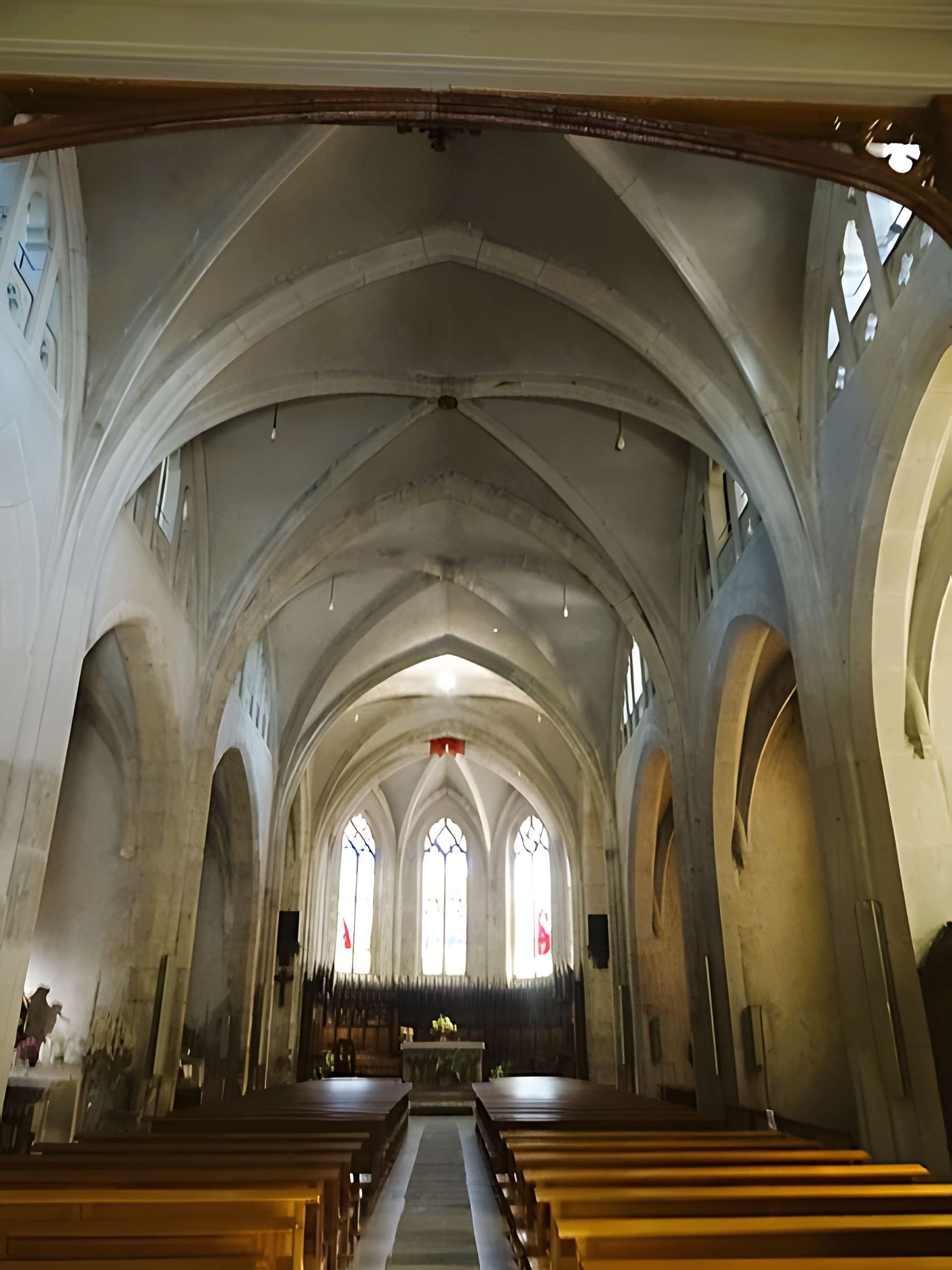 Église Saint-Pierre de Mornant