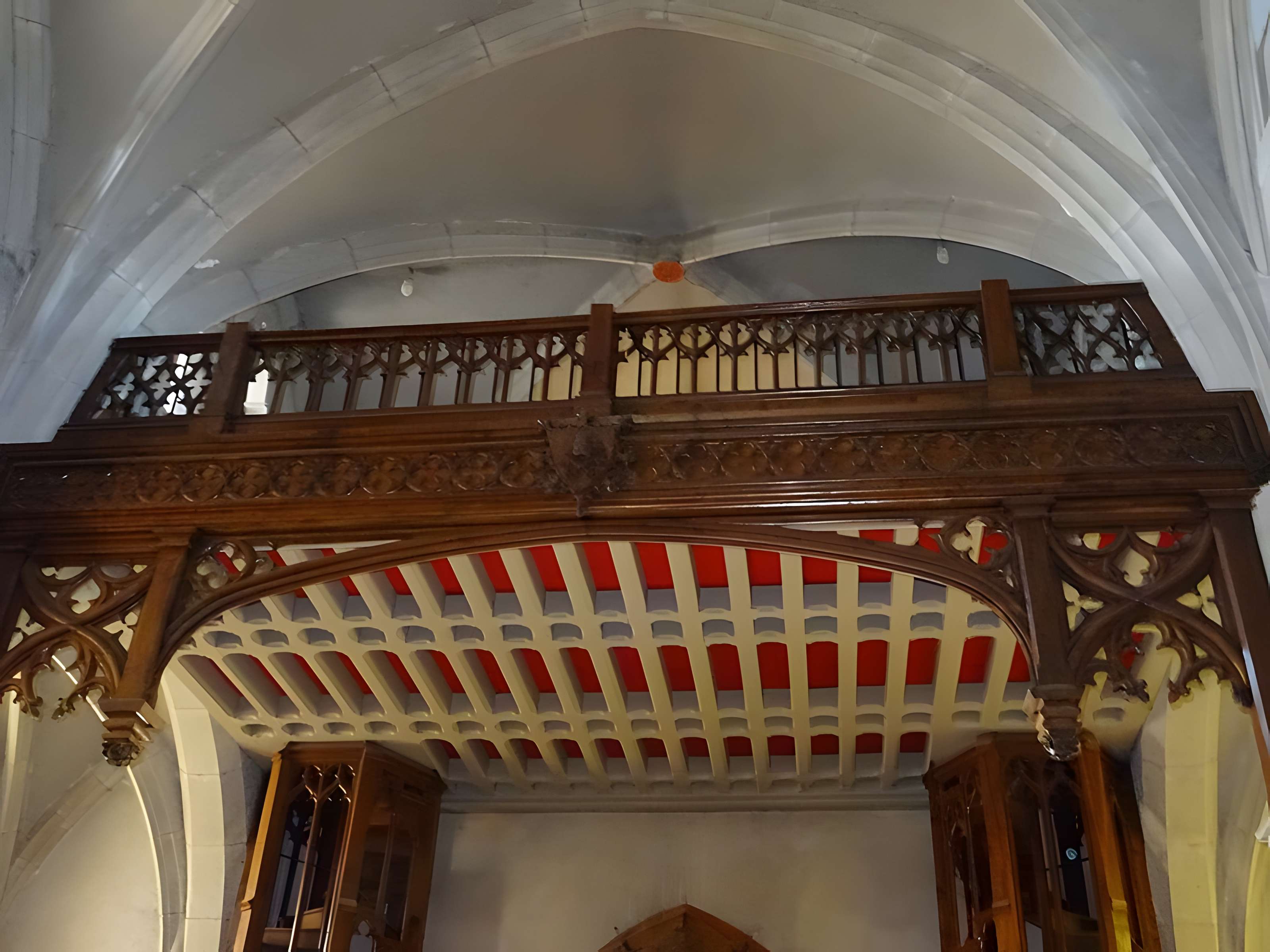 Église Saint-Pierre de Mornant