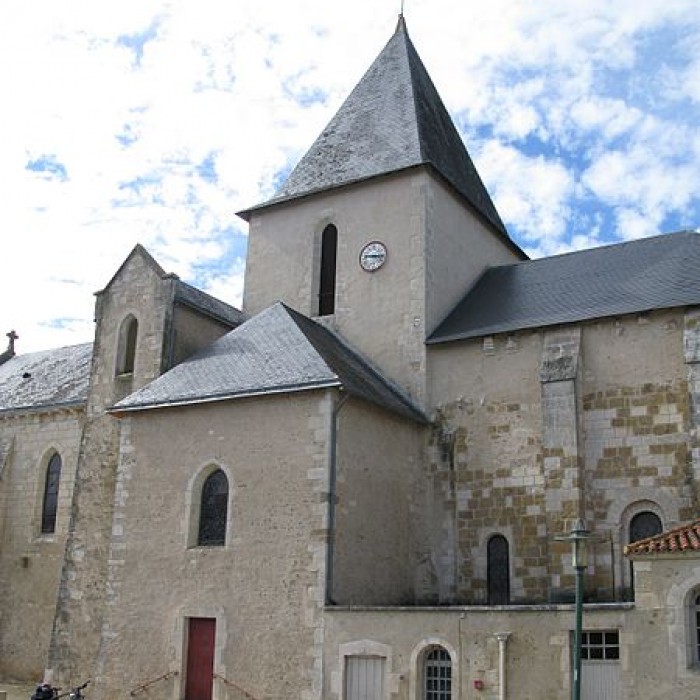 Photo de Église Saint-Pierre de Moutiers-sur-le-Lay