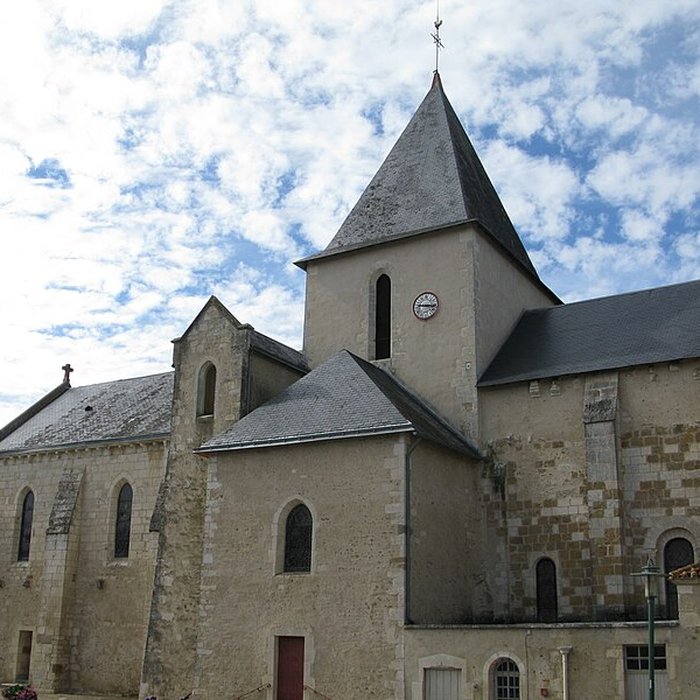 Photo de Église Saint-Pierre de Moutiers-sur-le-Lay