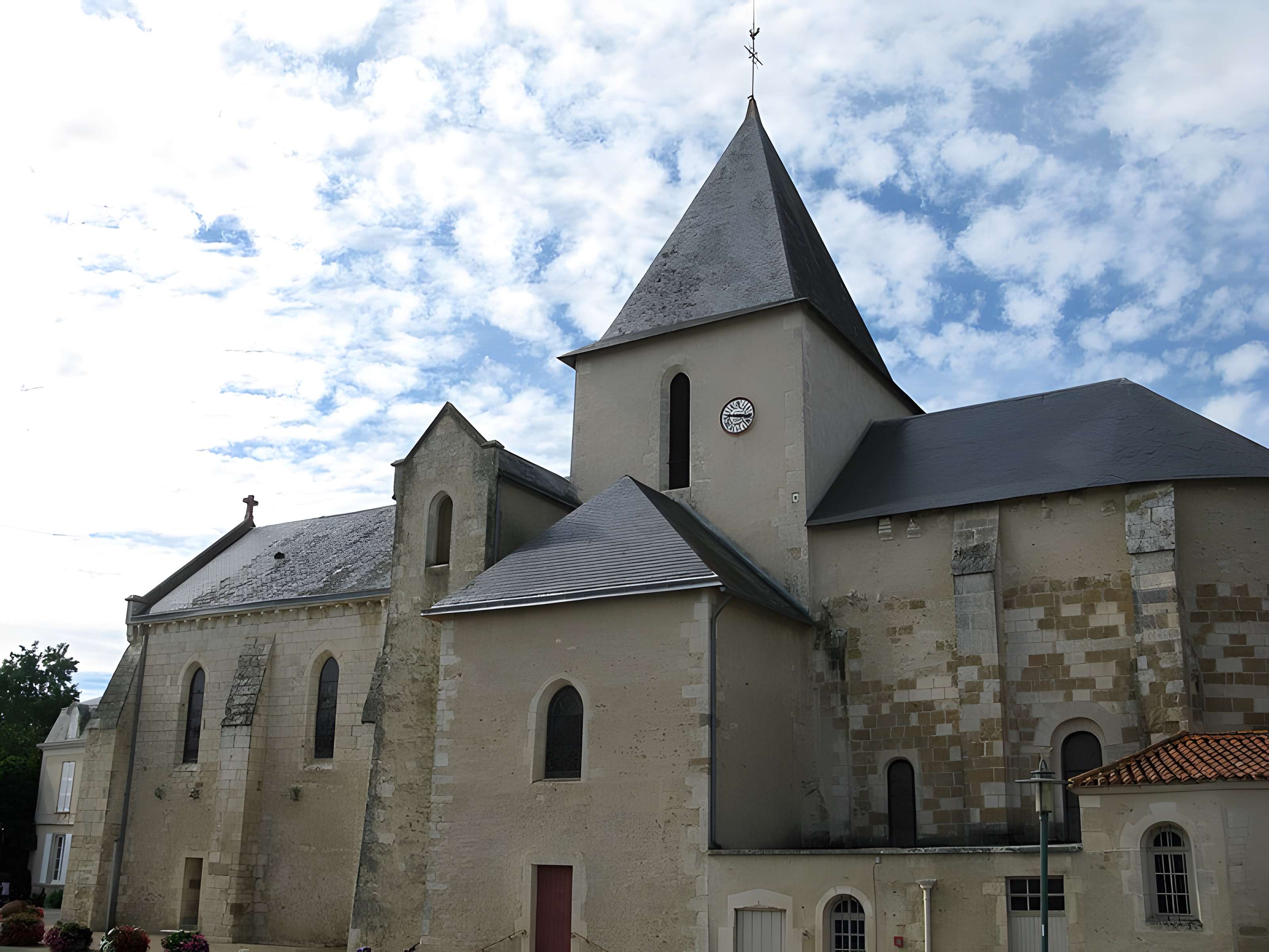 Église Saint-Pierre de Moutiers-sur-le-Lay