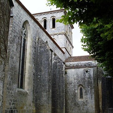 Église Saint-Pierre de Néré