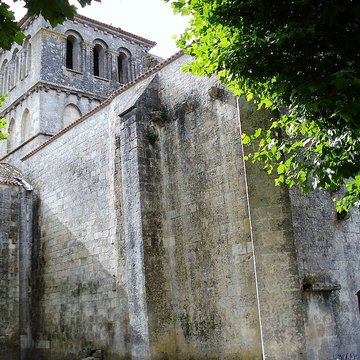 Église Saint-Pierre de Néré