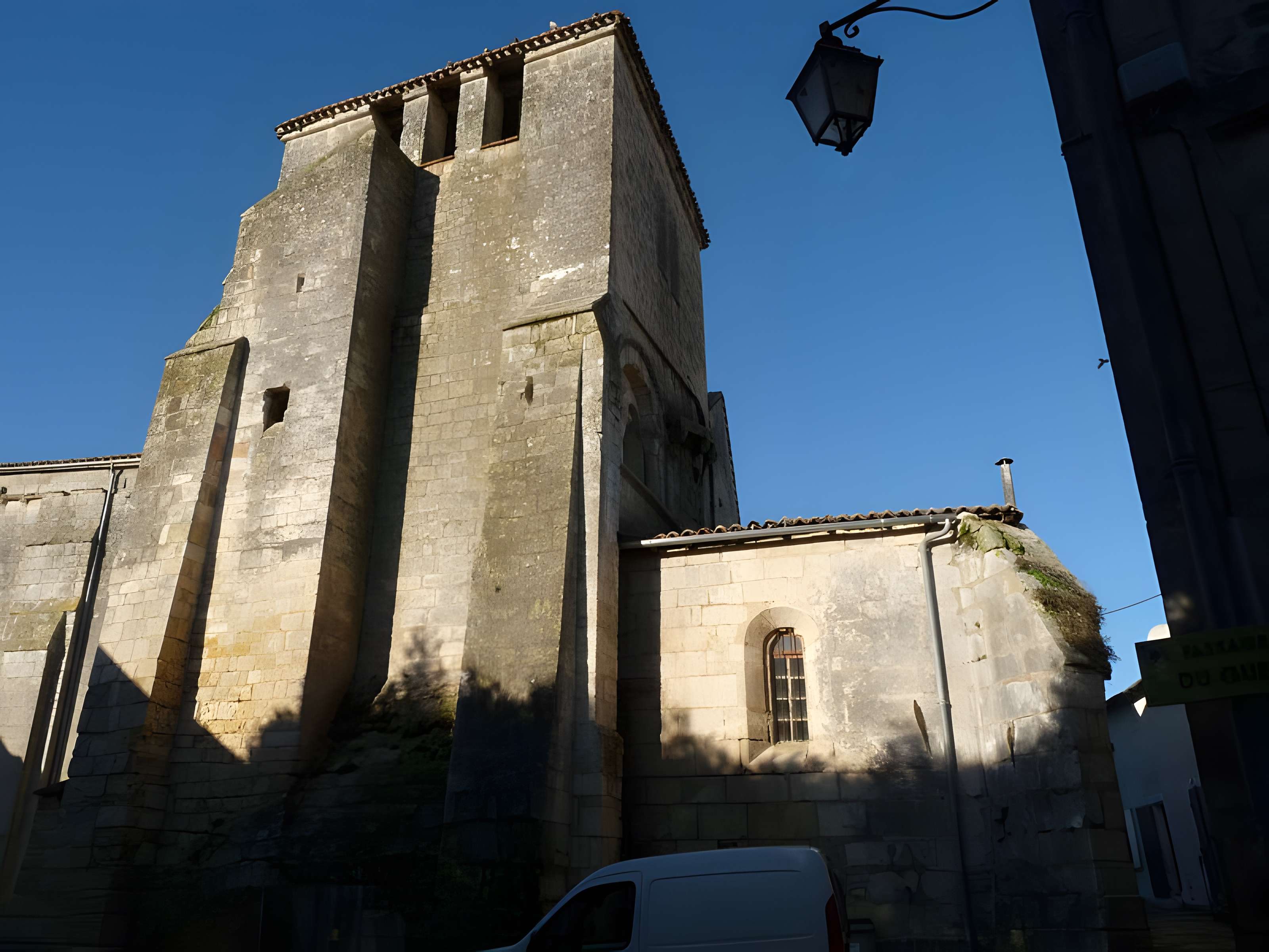 Église Saint-Pierre de Nersac