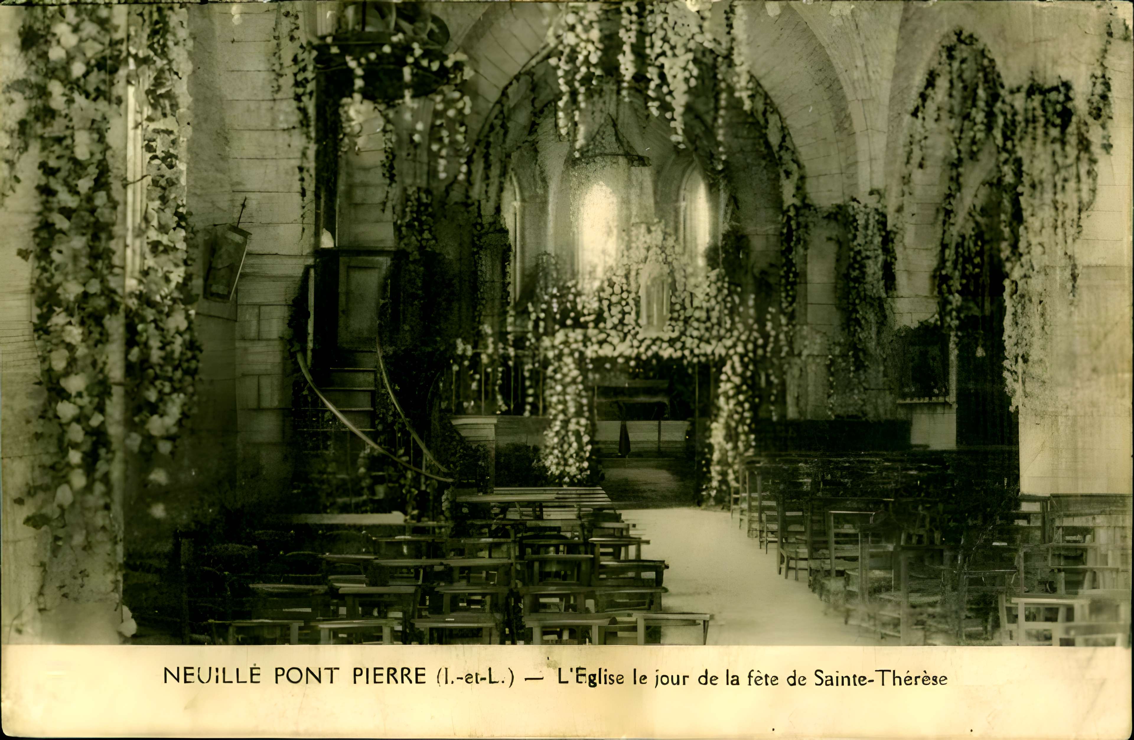 Église Saint-Pierre de Neuillé-Pont-Pierre