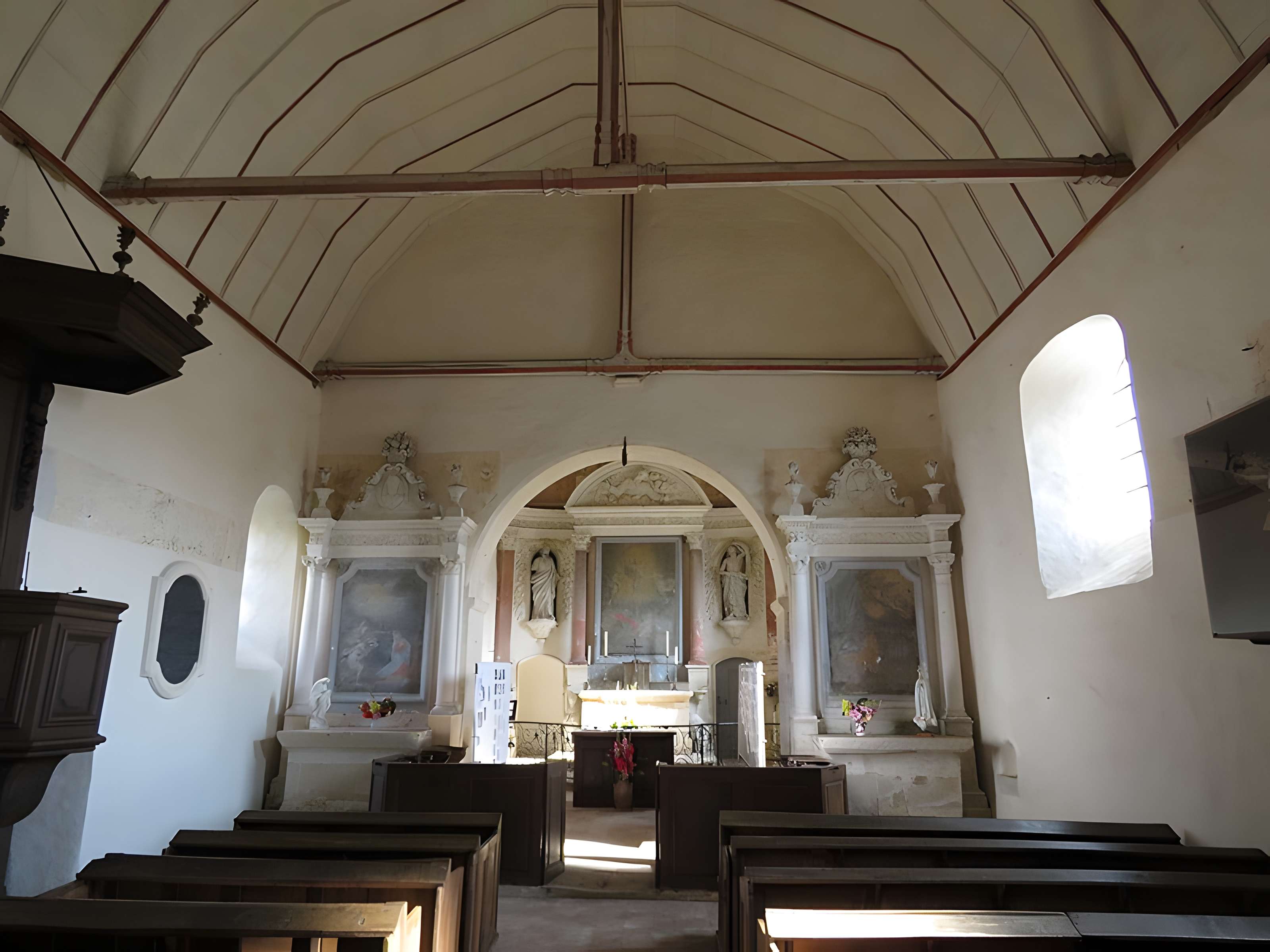 Église Saint-Pierre de Nuillé-le-Jalais