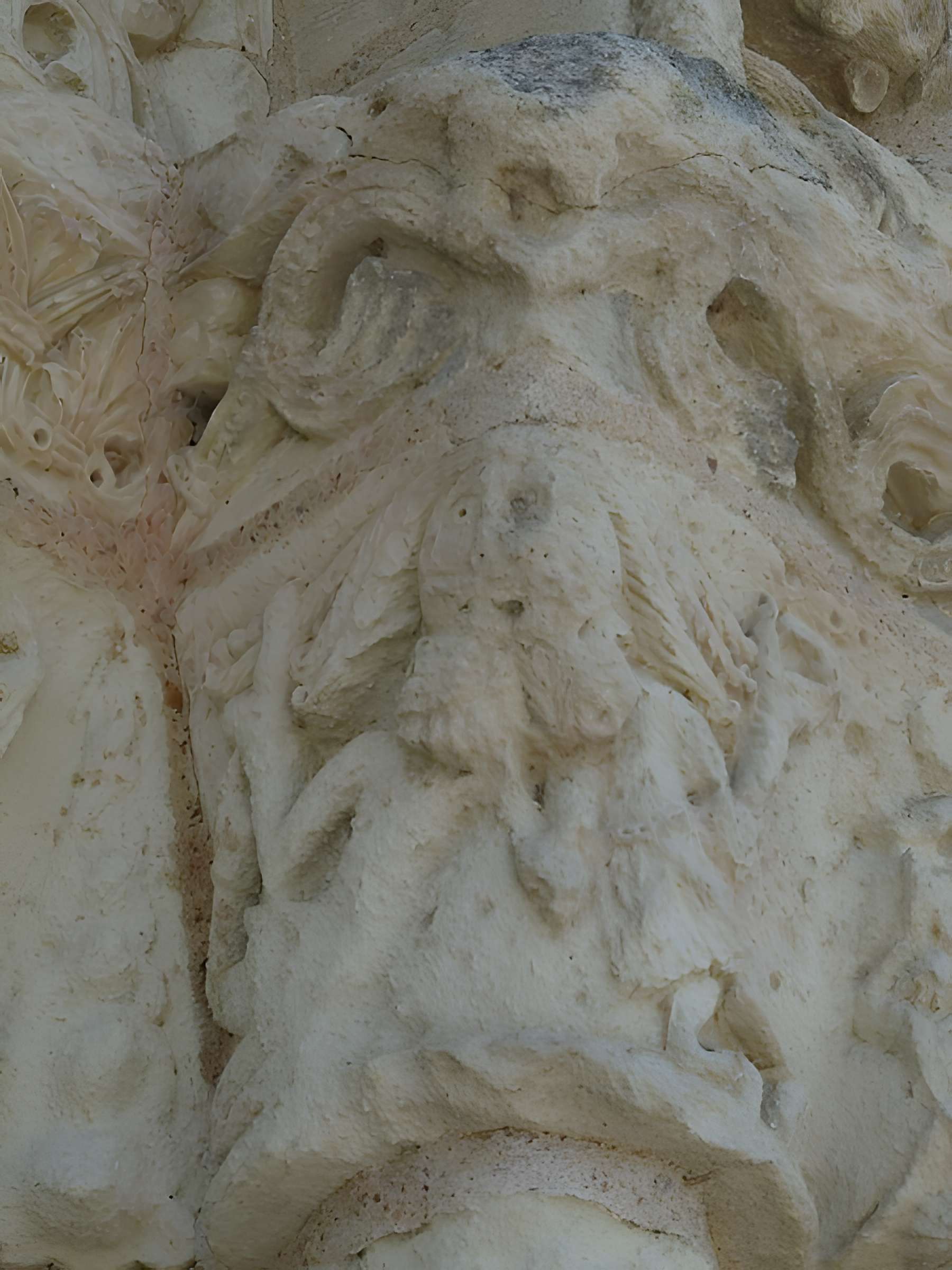 Église Saint-Pierre de Parçay-sur-Vienne