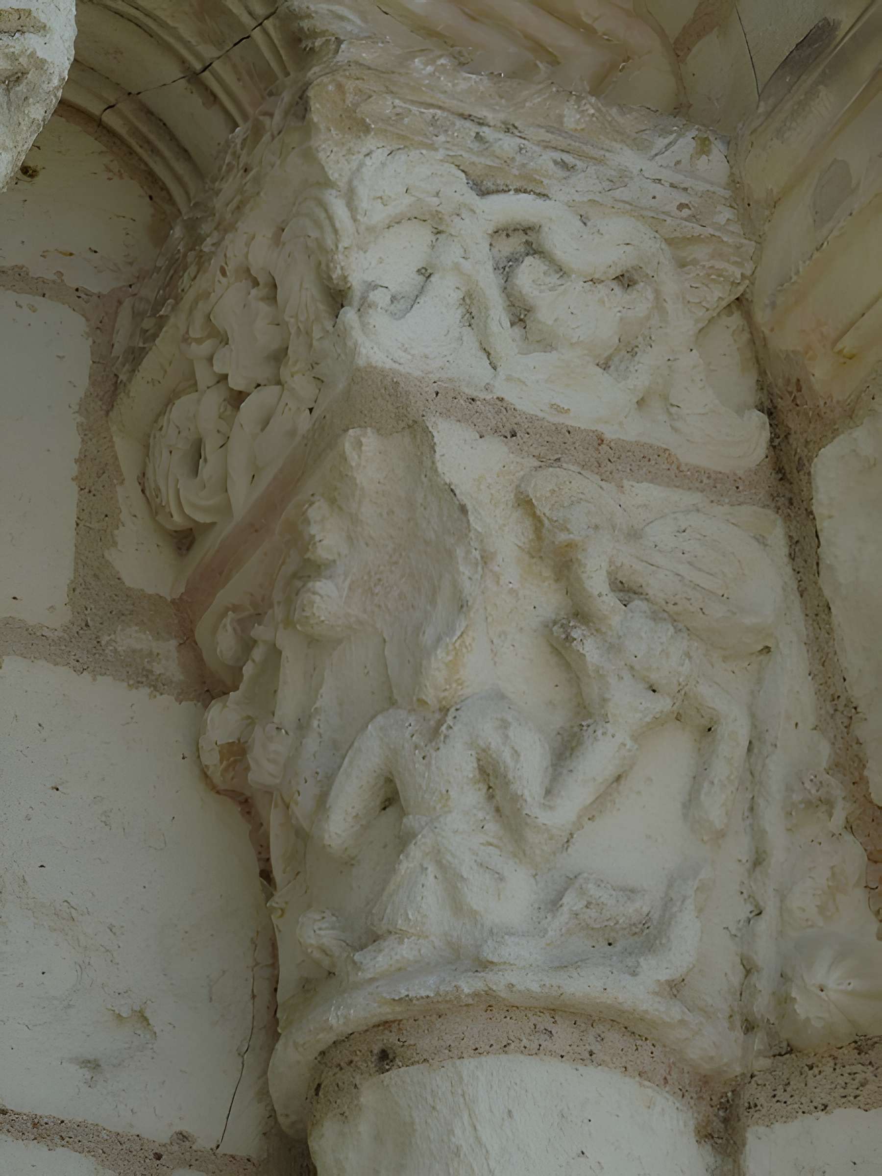 Église Saint-Pierre de Parçay-sur-Vienne