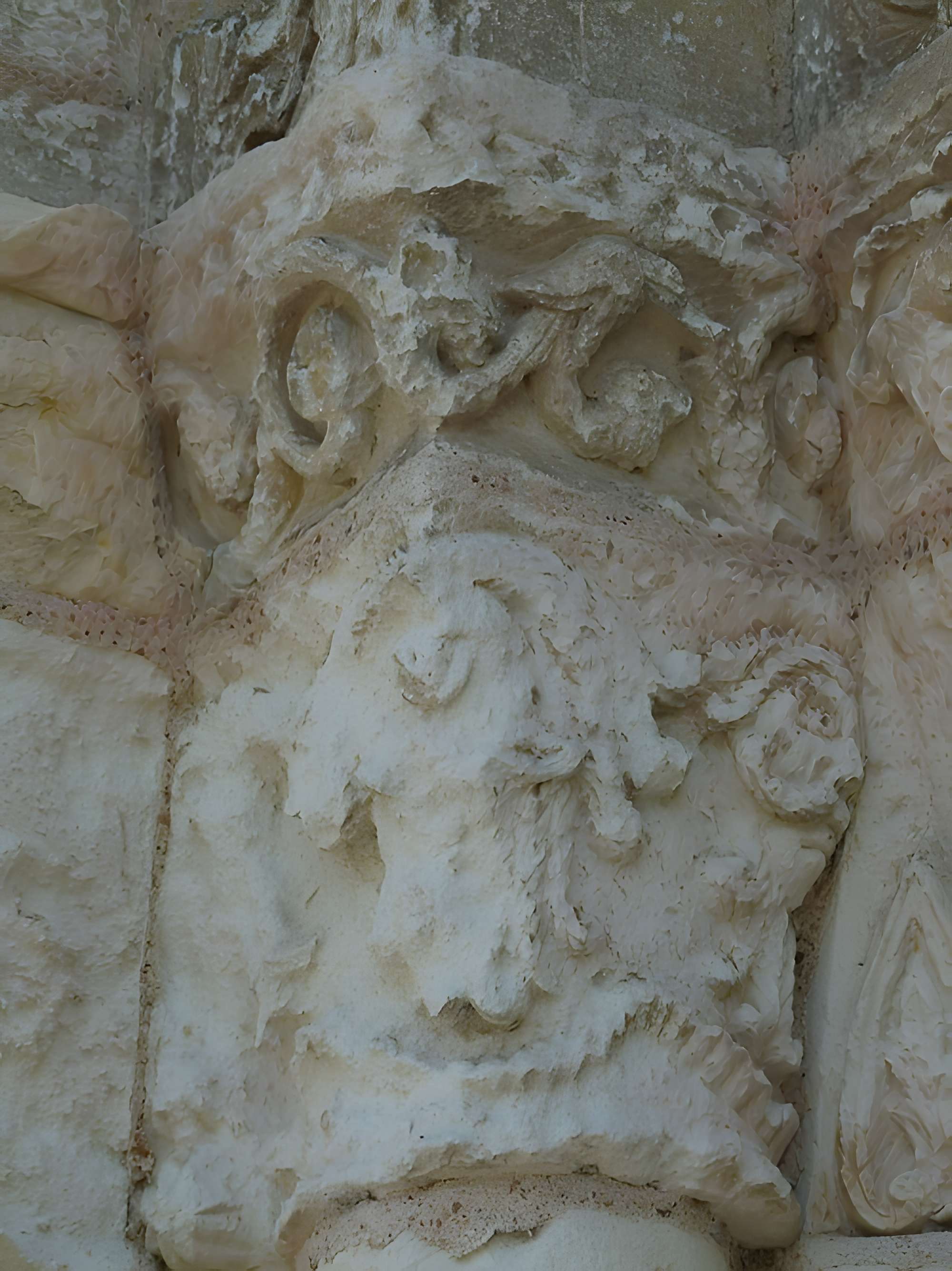 Église Saint-Pierre de Parçay-sur-Vienne