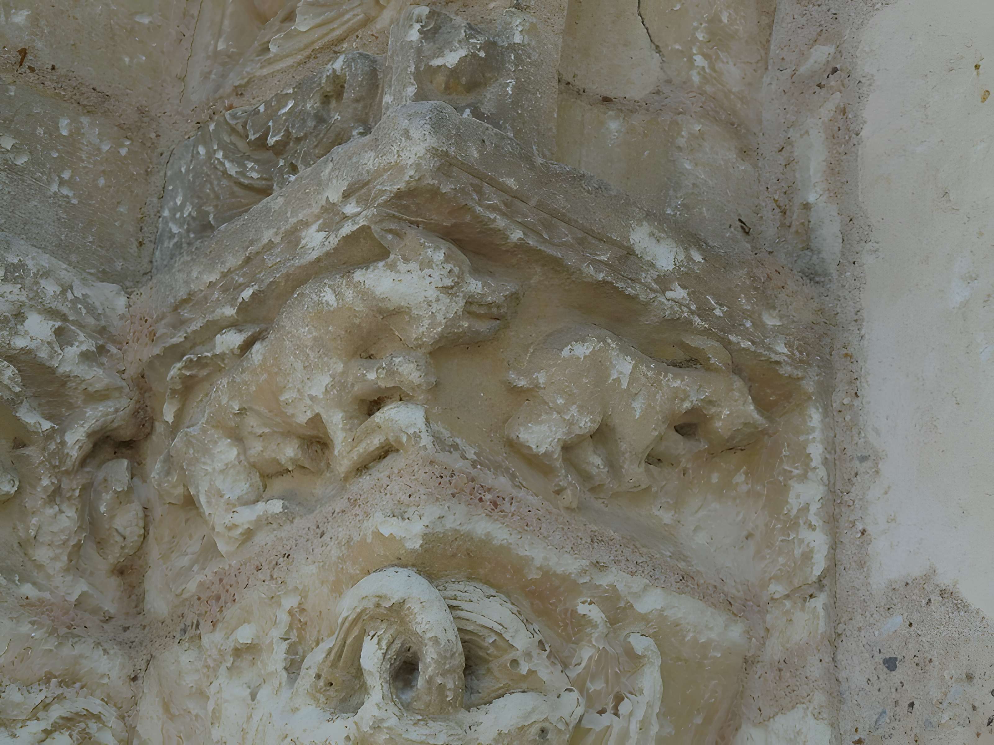 Église Saint-Pierre de Parçay-sur-Vienne