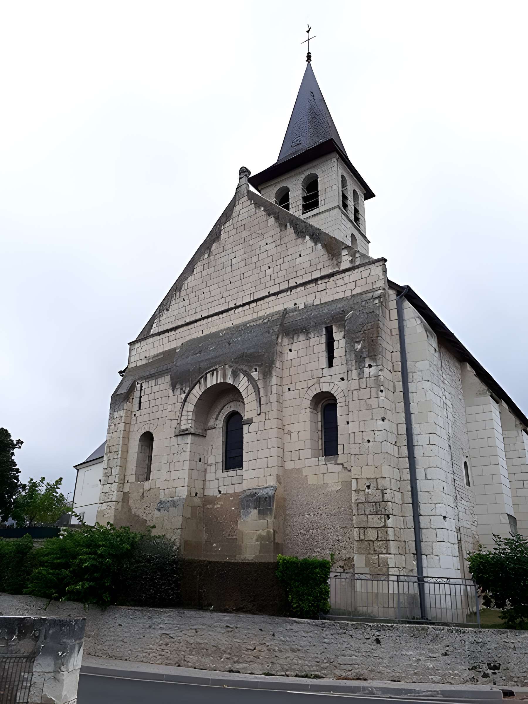 Église Saint-Pierre de Perrusson