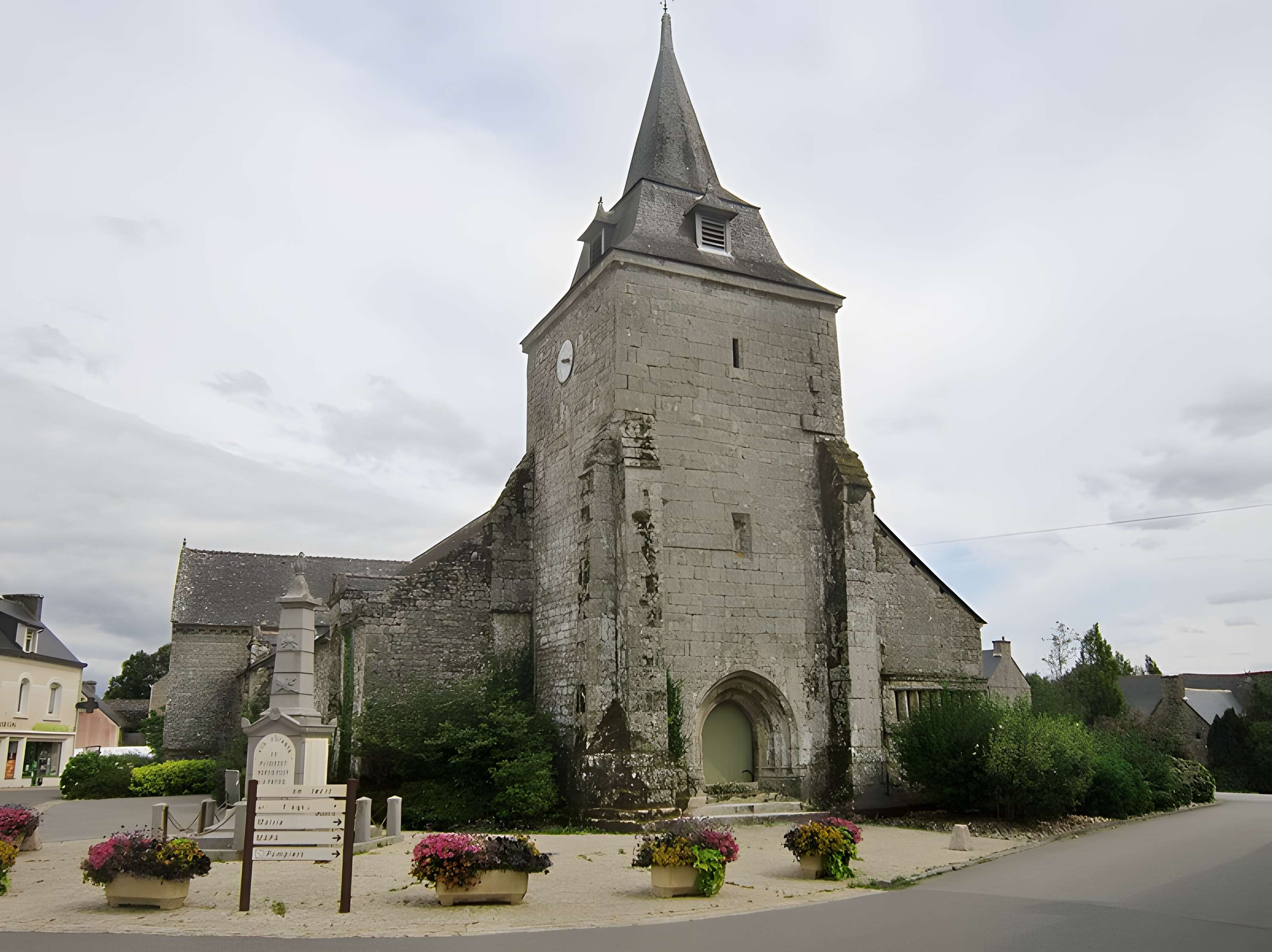 Église Saint-Pierre de Ploërdut