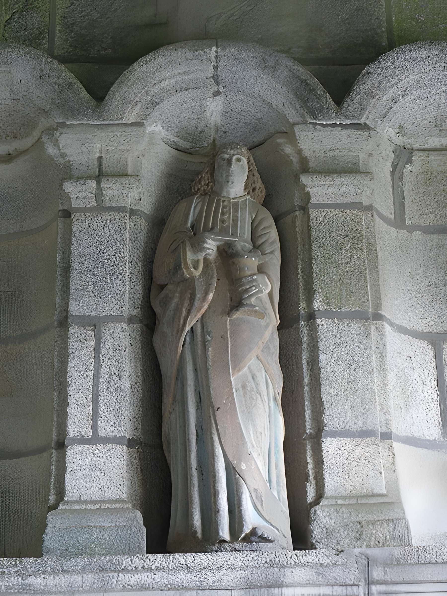 Église Saint-Pierre de Plougourvest
