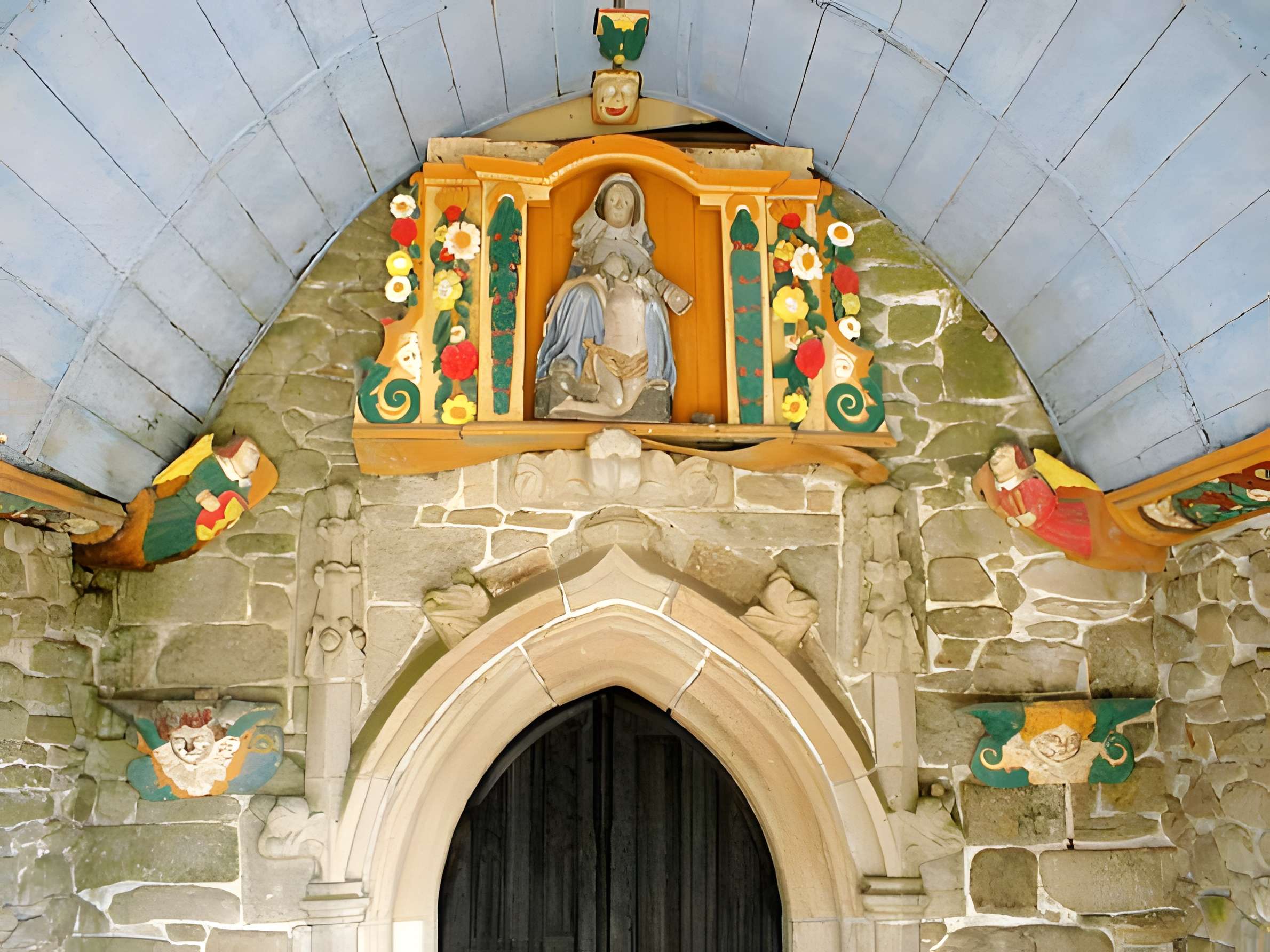 Église Saint-Pierre de Plougras