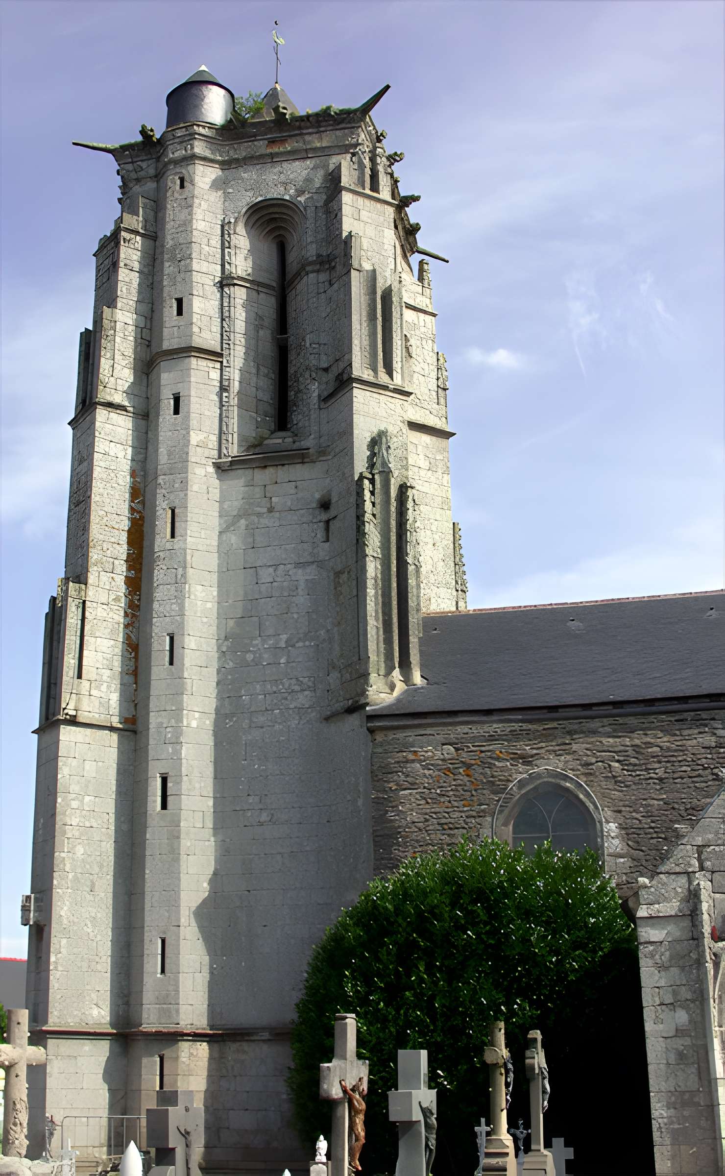 Église Saint-Pierre de Plouguer
