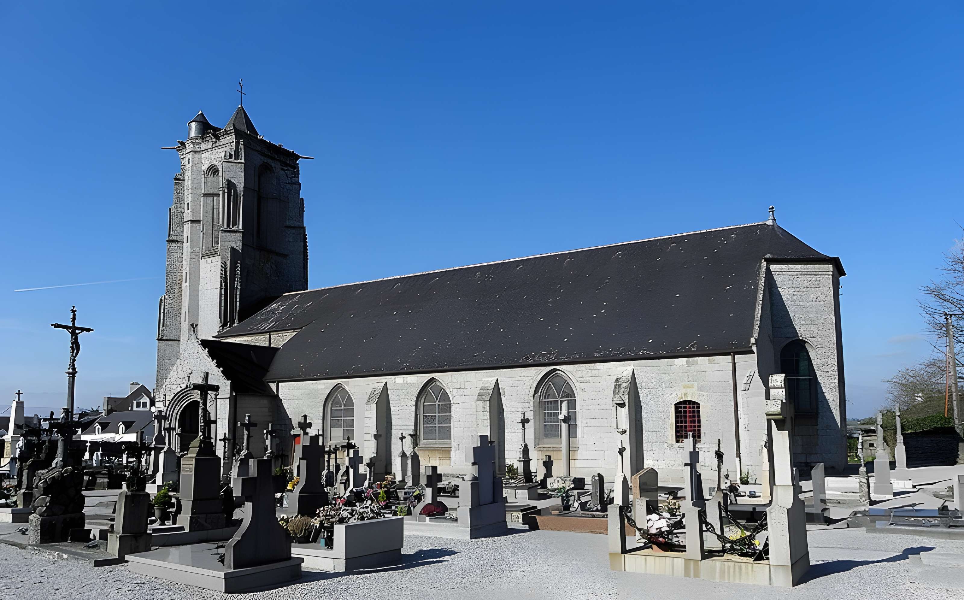 Église Saint-Pierre de Plouguer