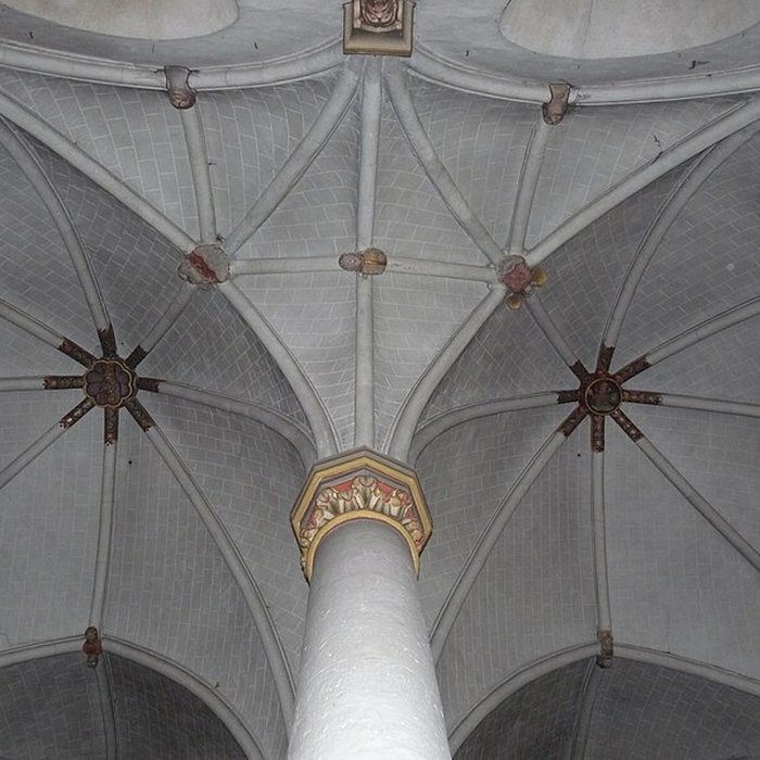 Photo de Église Saint-Pierre de Précigné