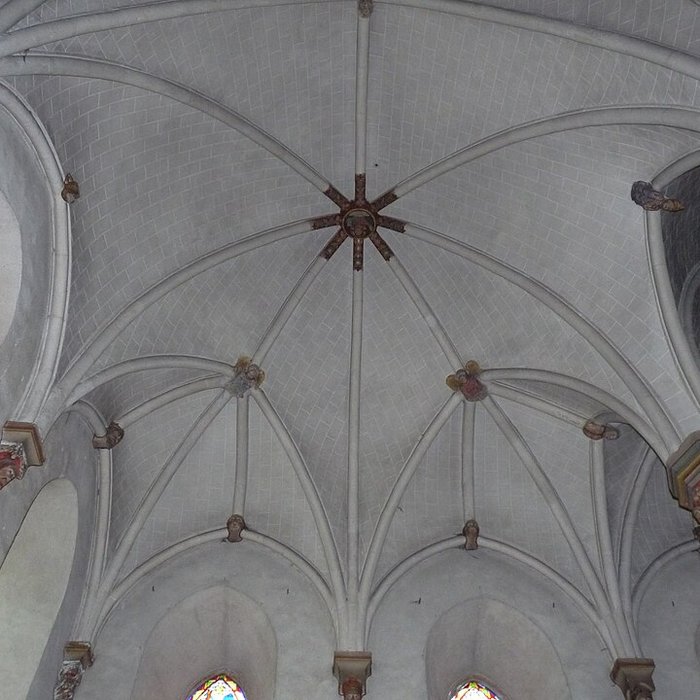 Photo de Église Saint-Pierre de Précigné