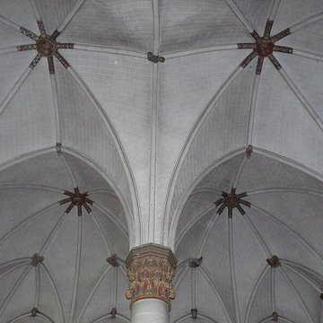 Église Saint-Pierre de Précigné