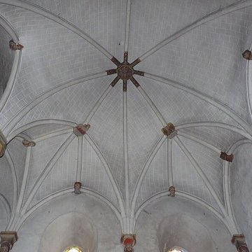 Église Saint-Pierre de Précigné