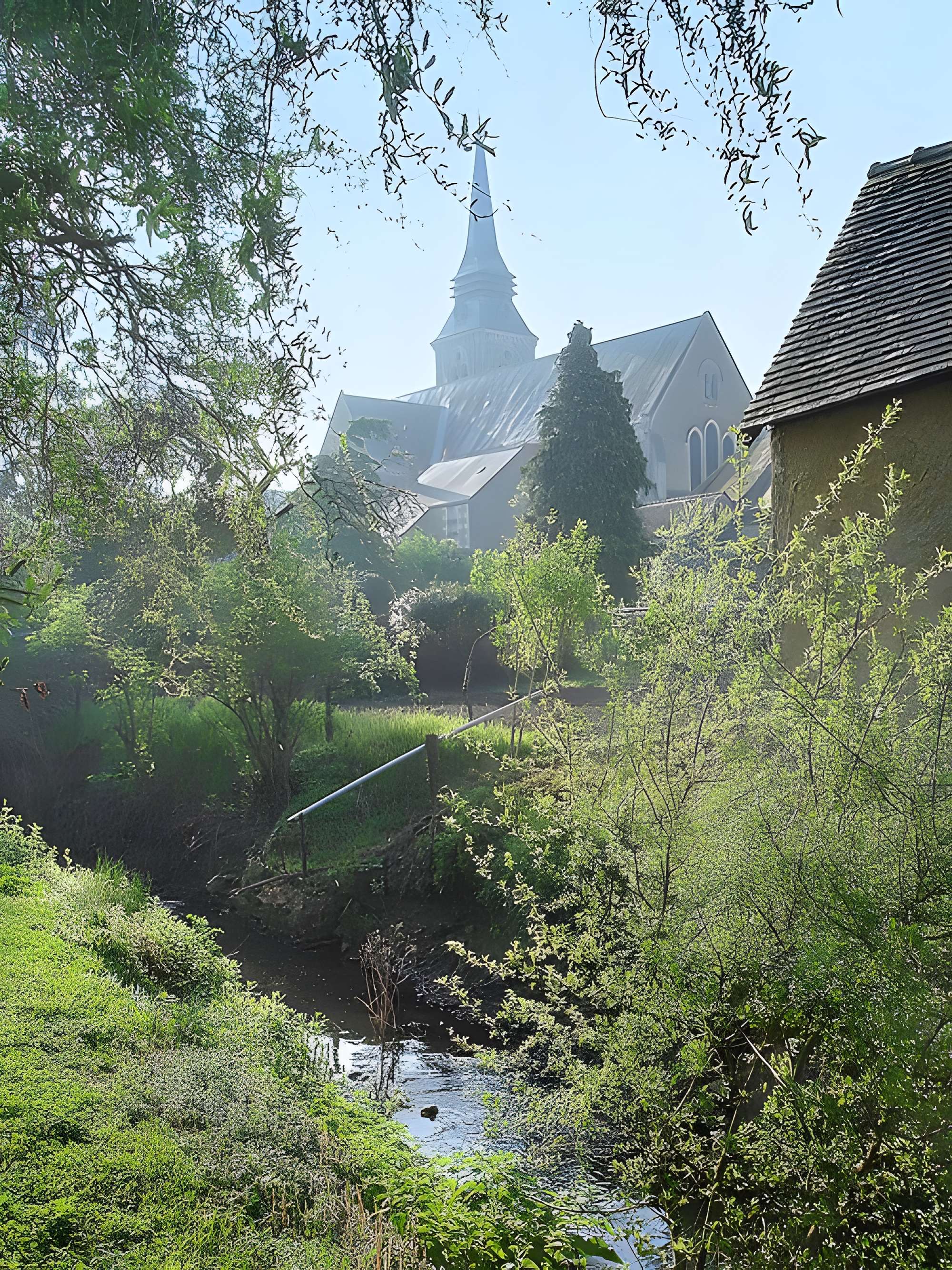 Église Saint-Pierre de Précigné