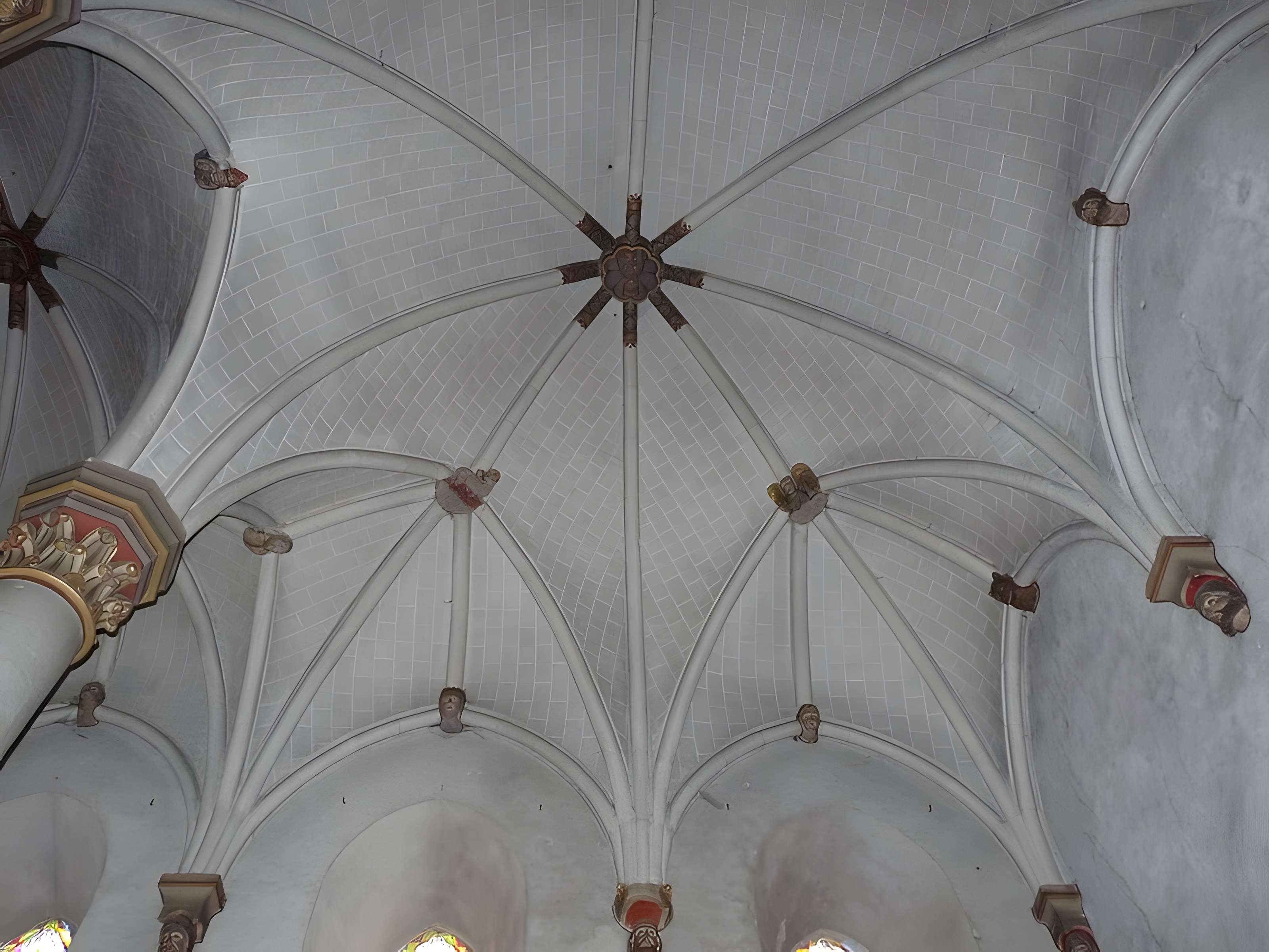 Église Saint-Pierre de Précigné