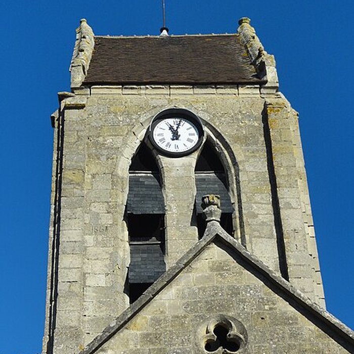 Photo de Église Saint-Pierre de Puiseux-Pontoise et 2 croix