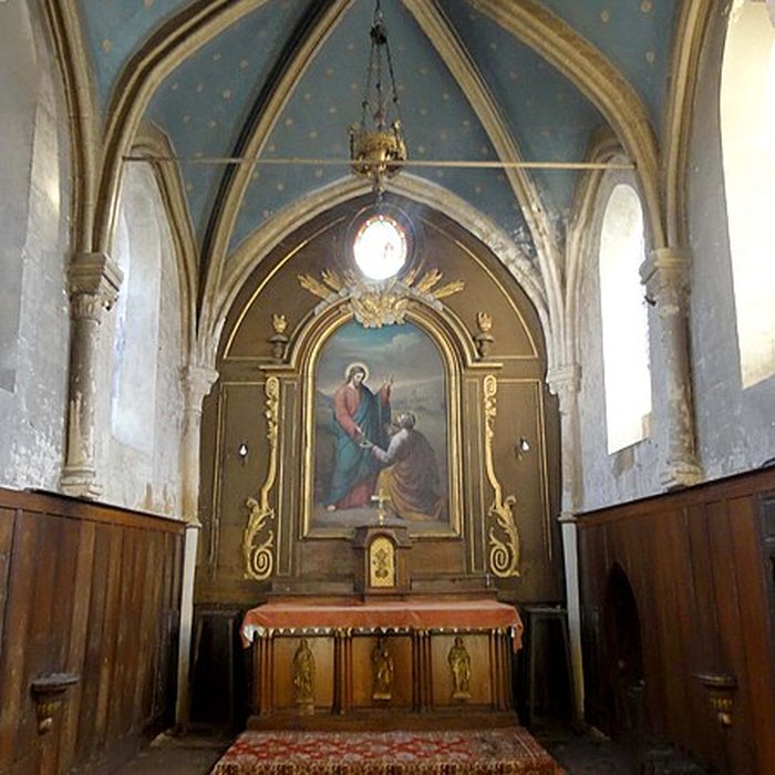 Photo de Église Saint-Pierre de Puiseux-Pontoise et 2 croix
