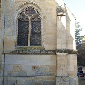 Église Saint-Pierre de Puiseux-Pontoise et 2 croix