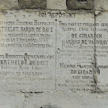 Église Saint-Pierre de Puiseux-Pontoise et 2 croix