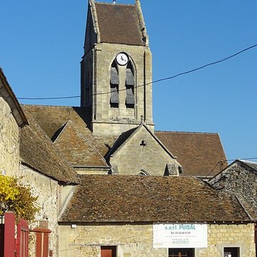 Église Saint-Pierre de Puiseux-Pontoise et 2 croix